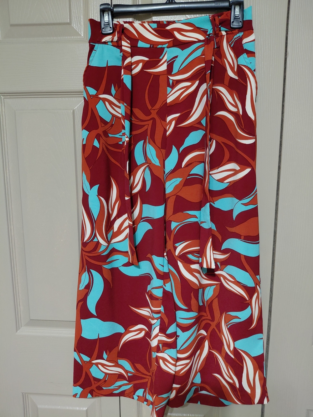 Women's Floral Print Wide-Leg Pants in Burgundy and Turquoise